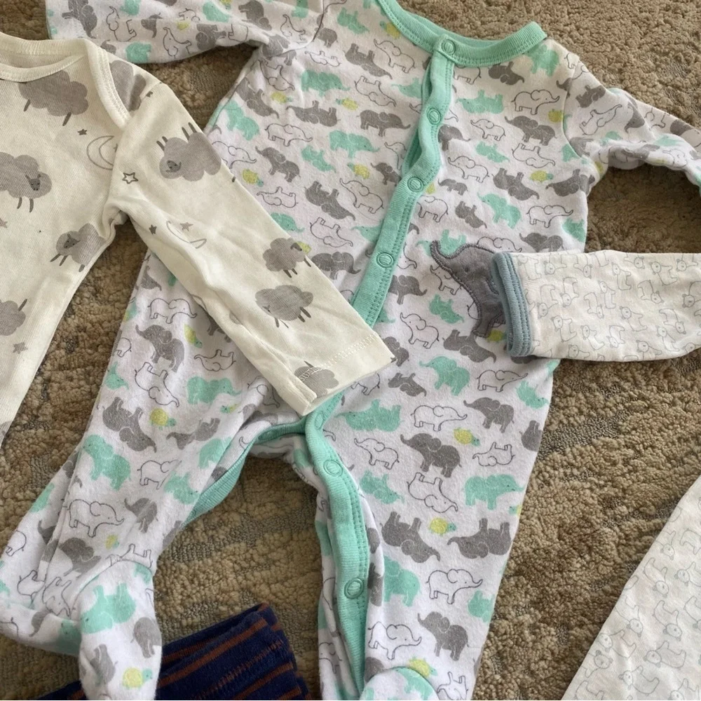 Carter’s 3 months Unisex Bundle of Sleepsuits Footsies Onesie Pants